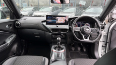 Nissan Juke 1.0 DiG-T N-Connecta 5dr Petrol Hatchback